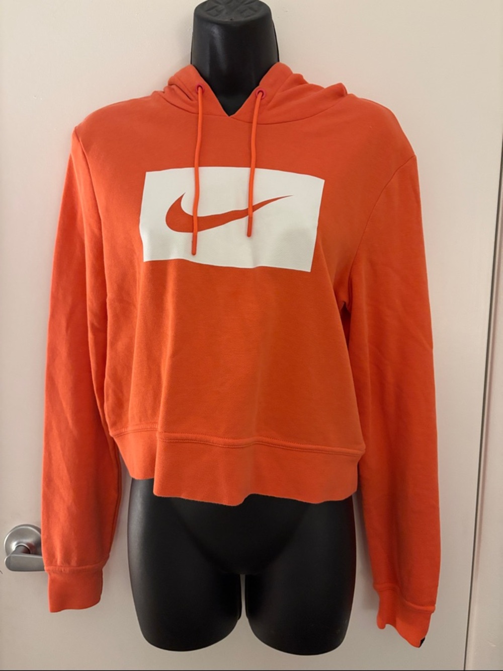 Nike Orange Cropped Preppy Athletic Hoodie with White Box Swoosh SZ M